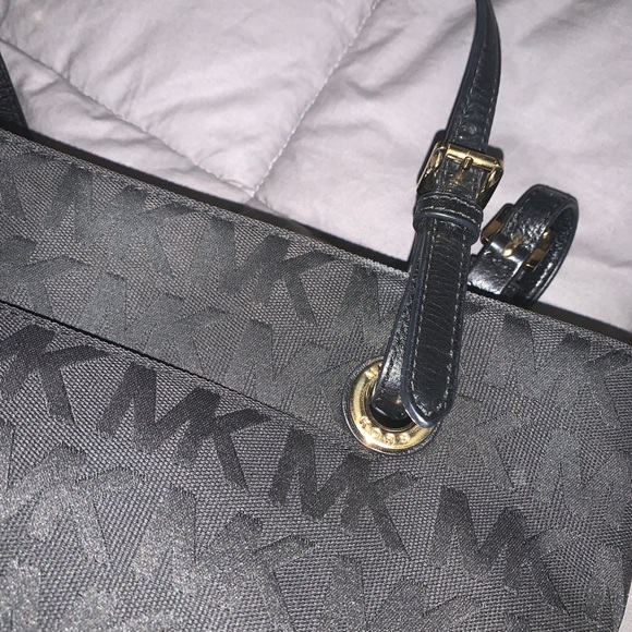 Black Michael Kors Handbag - Picture 2 of 4